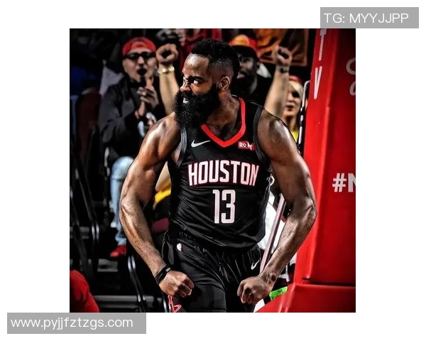 敬业！范乔丹脱掉护具，就和火箭合训，辅导阿门怎么打控卫